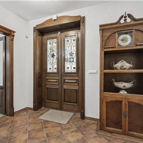 4-5 bedroom villa with Split City and Sea Views sleeps 8-10